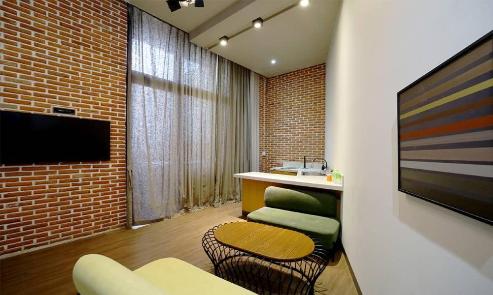 Seomyeon Hound Hotel 1St Street Ciudad Metropolitana de Ciudad Metropolitana de Busan Exterior foto