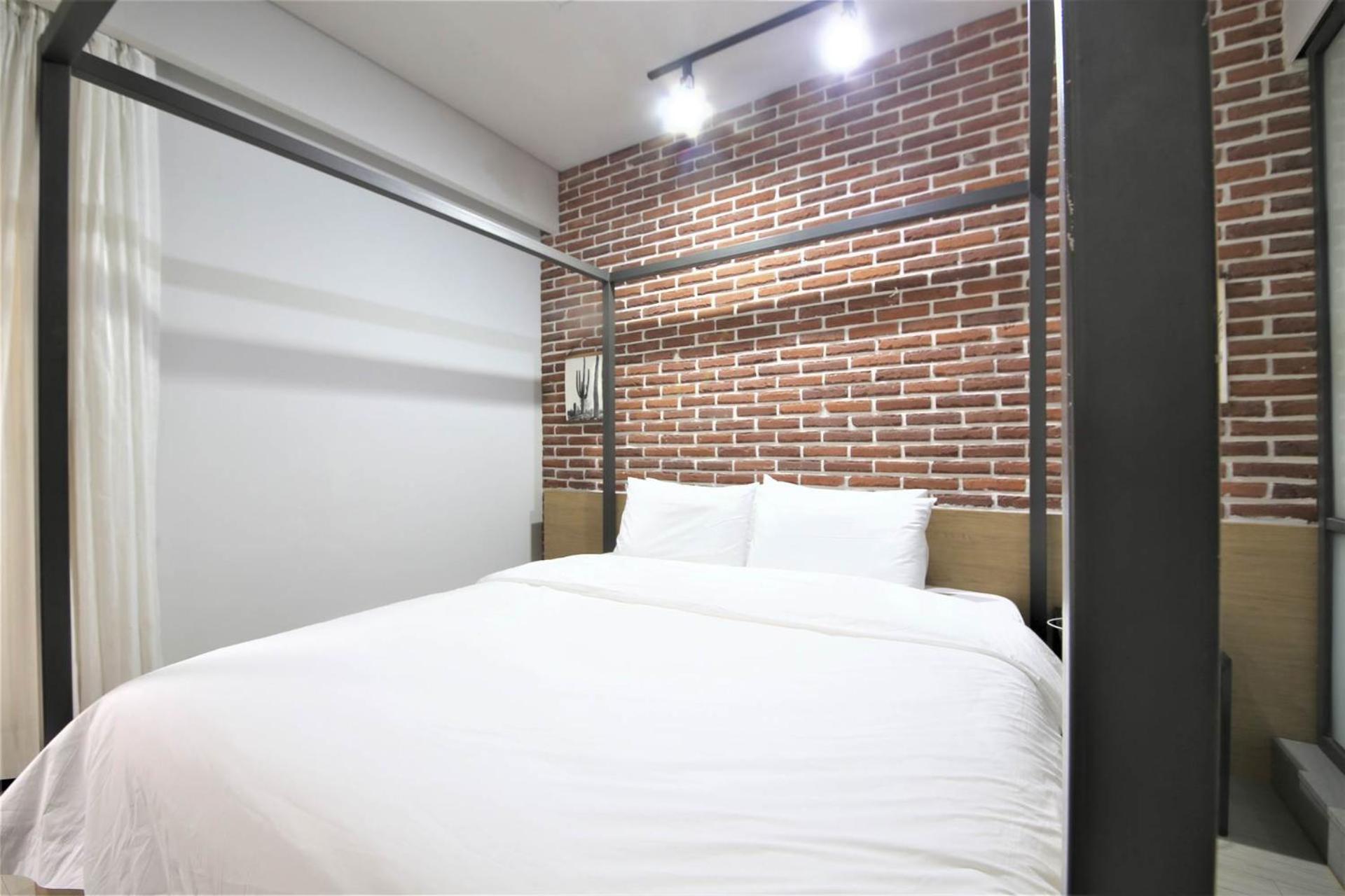 Seomyeon Hound Hotel 1St Street Ciudad Metropolitana de Ciudad Metropolitana de Busan Exterior foto